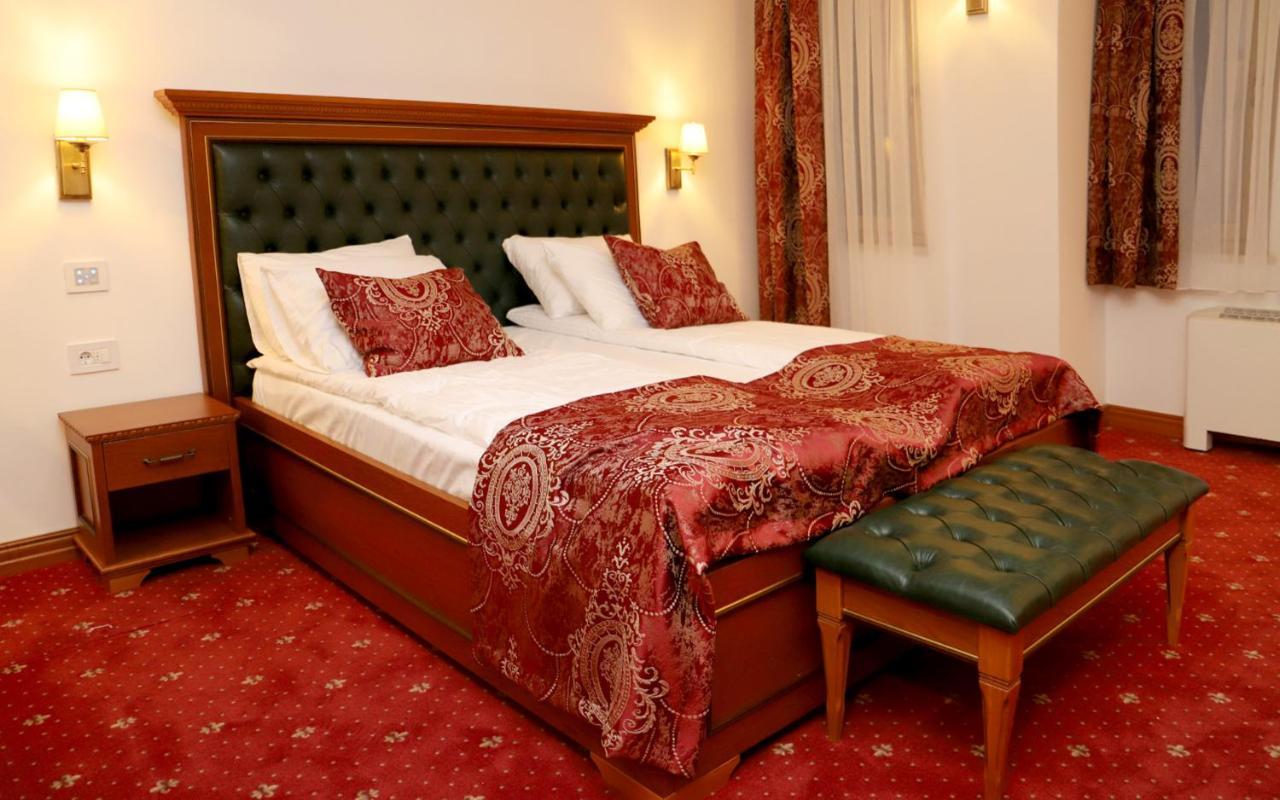 Hotel Vila Zana Γκόστιβαρ Εξωτερικό φωτογραφία