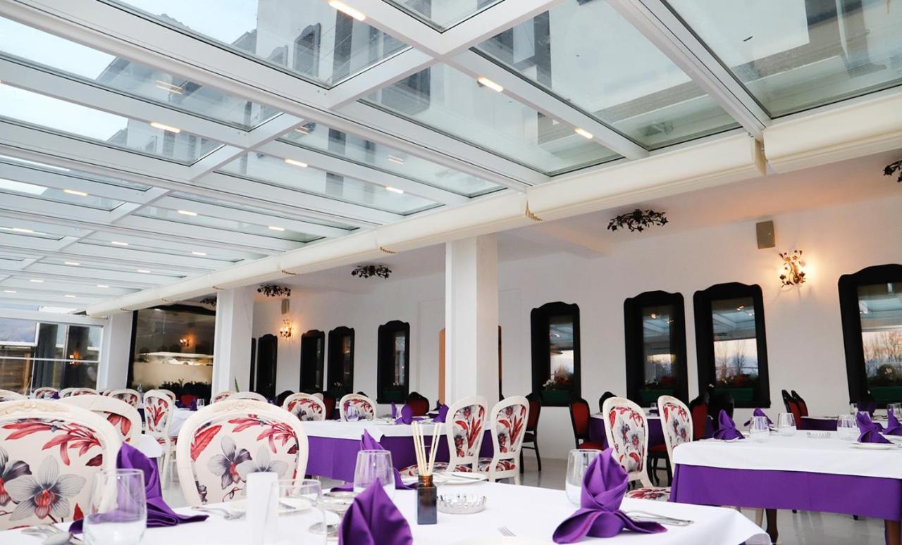 Hotel Vila Zana Γκόστιβαρ Εξωτερικό φωτογραφία